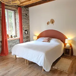 D'hote De Charme L'escapada Les Echappees Belles Couette-café